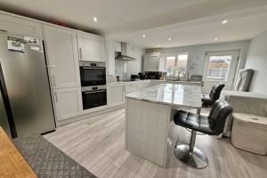 Re-styled Kitchen/Diner- click for photo gallery